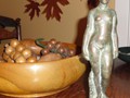 statue